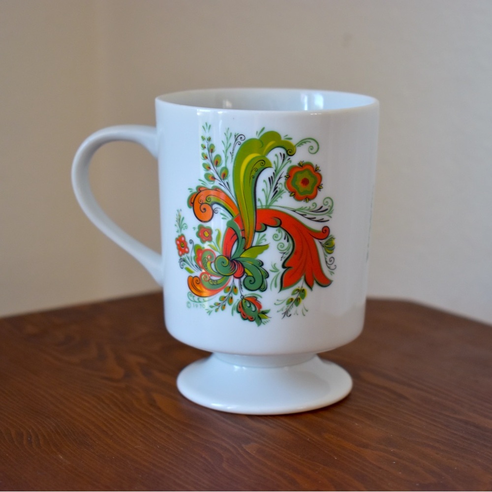 Vintage Berrgren Trayner Scandinavian Footed Mug